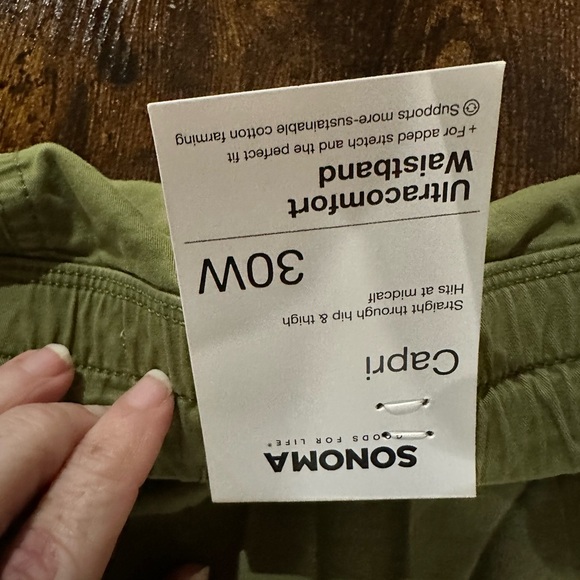 Sonoma capris - Picture 3 of 3